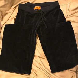 juicy couture velour sweat pants in black